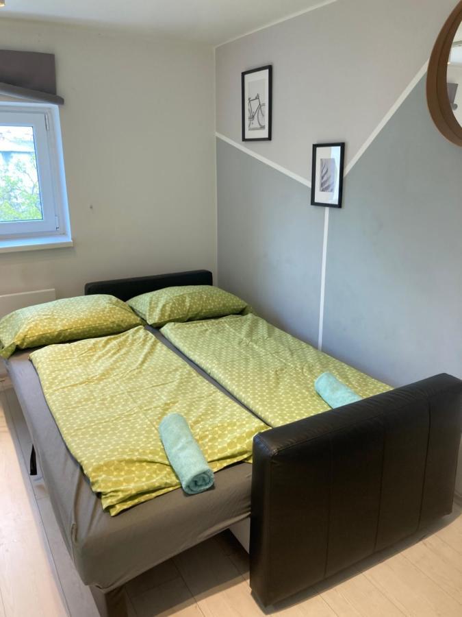 Roland Apartment - Puskas Boedapest Buitenkant foto